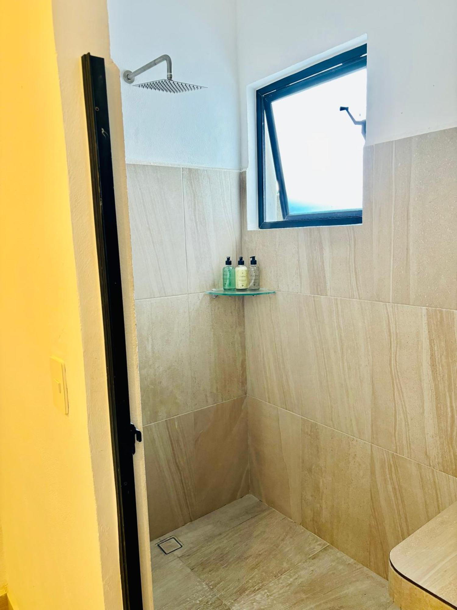 Digital Nomads Hotel & Coliving Cancún Exteriör bild